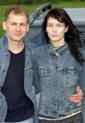 Обложка книги "Первая любовь"